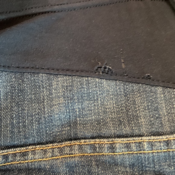 Old navy sz medium maternity jean skirt - Picture 4 of 7